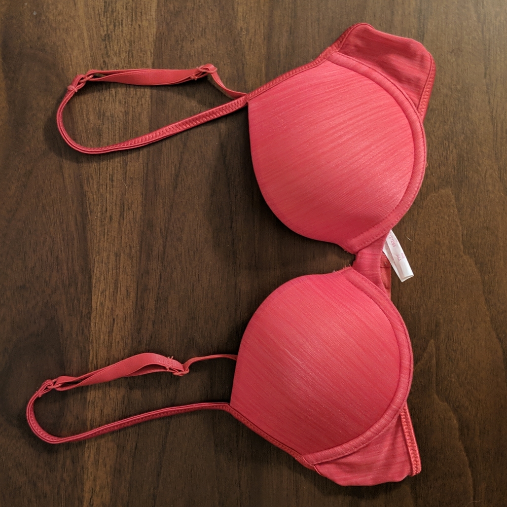 "Lily of France" push up bra